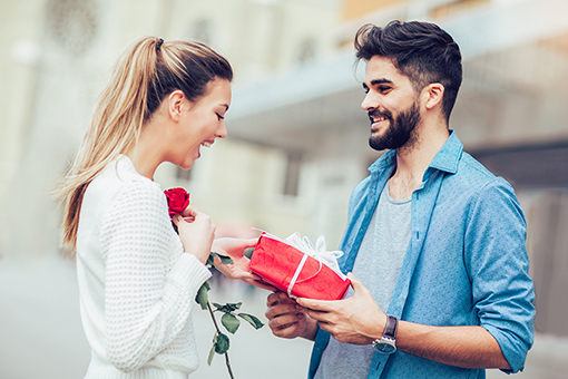 Zum Valentinstag traditionell schenken